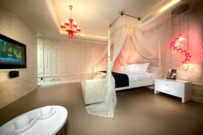 Yen Jim Boutique Motel Luodong Extérieur photo
